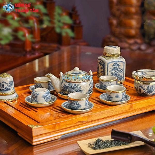 Ấm chén men rạn bọc đồng nhật trúc lâm thất hiền