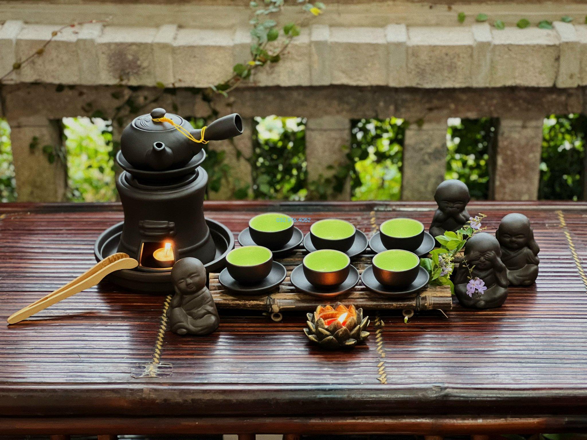Ấm Chén Tử Sa Men Đen Quai Chuôi