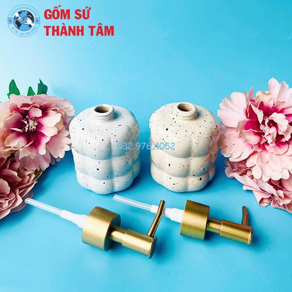 Bình đựng sữa tắm khách sạn dáng boom