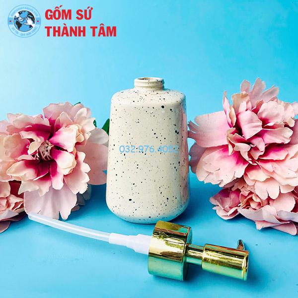 Bình đựng sữa tắm khách sạn dáng trụ