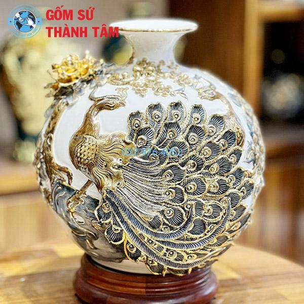 Bình hút lộc mệnh kim mã công đào đắp nổi vẽ vàng