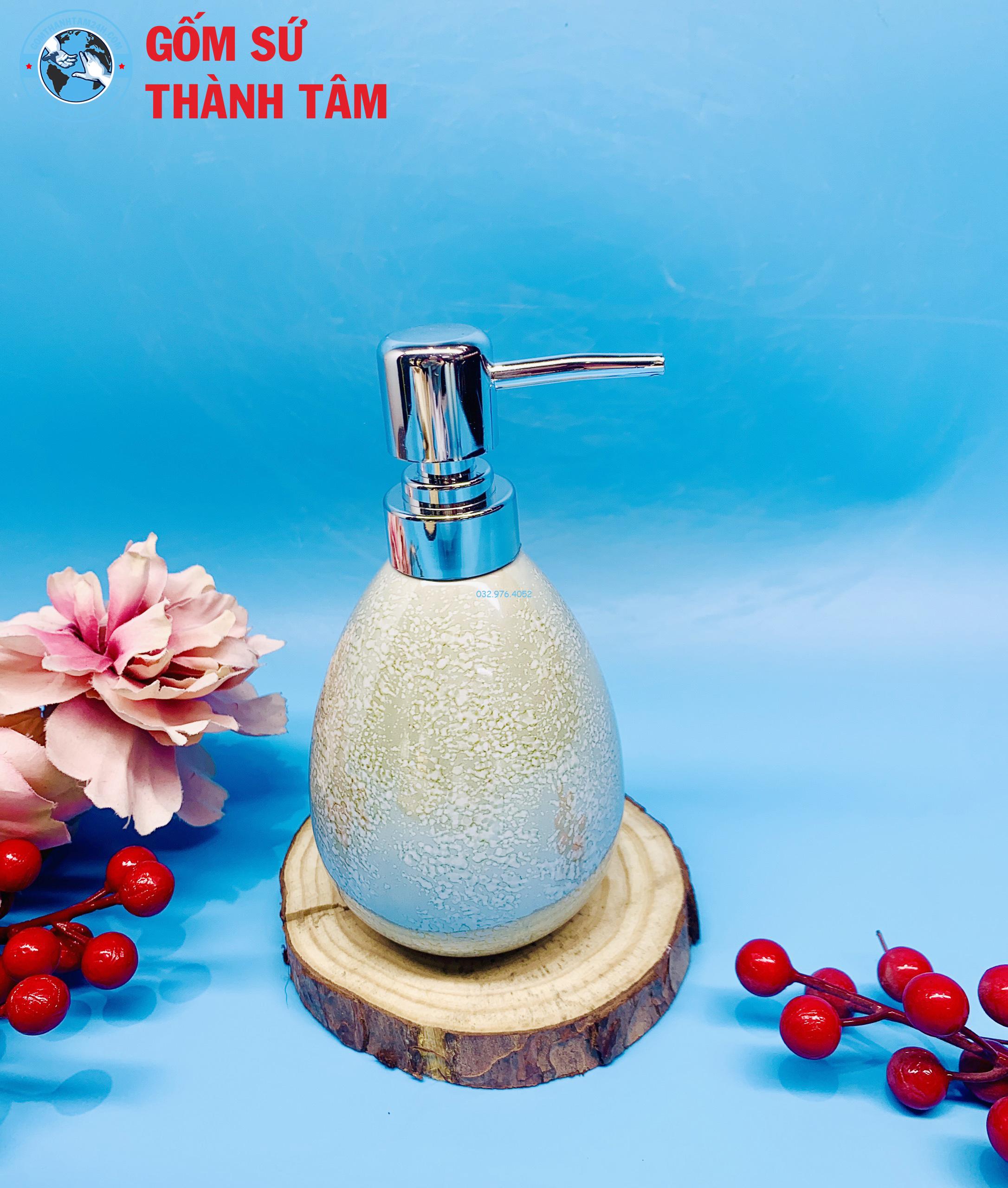 Bình xịt phòng tắm ngọc dáng boom
