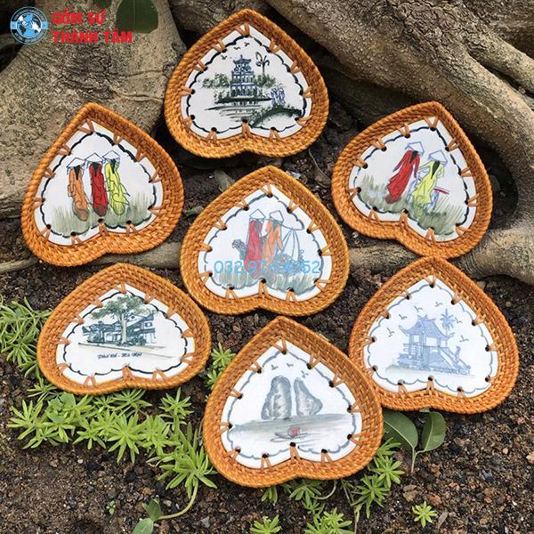 Đĩa sứ viền mây tre đan trái tim