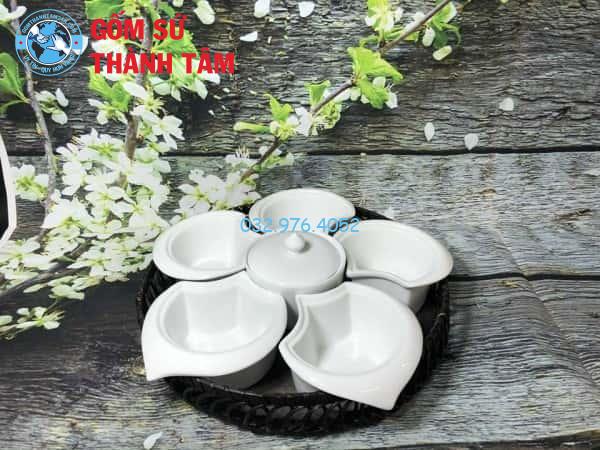 Khay đựng cơm khay hoa mai 5 cánh
