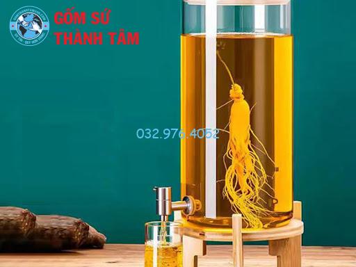 Bình ngâm rượu thủy tinh có ưu điểm gì? Cách sử dụng và bảo quản