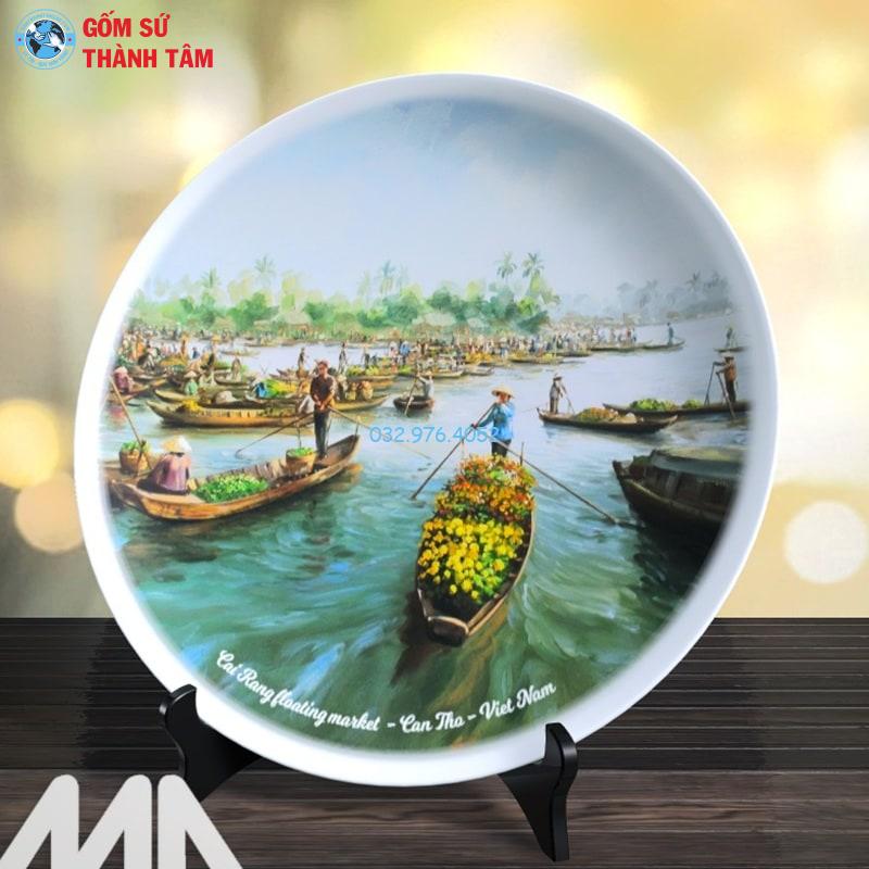 Nên mua đĩa sứ lưu niệm du lịch tại các cửa hàng uy tín